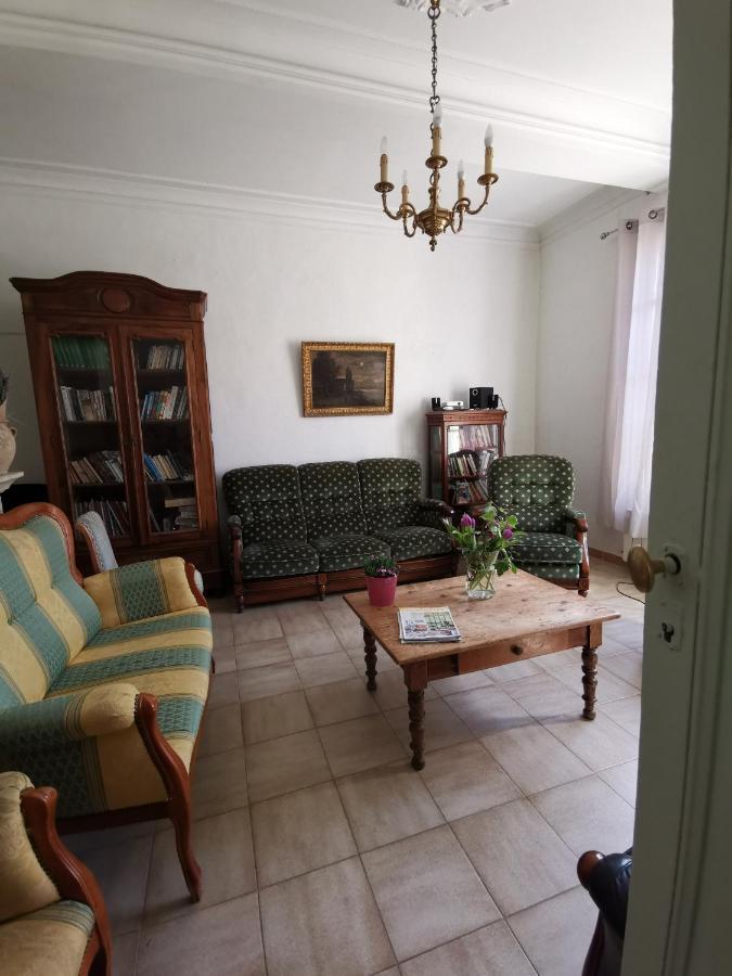 Vila La Taniere 16 Couchages Vergèze Exteriér fotografie