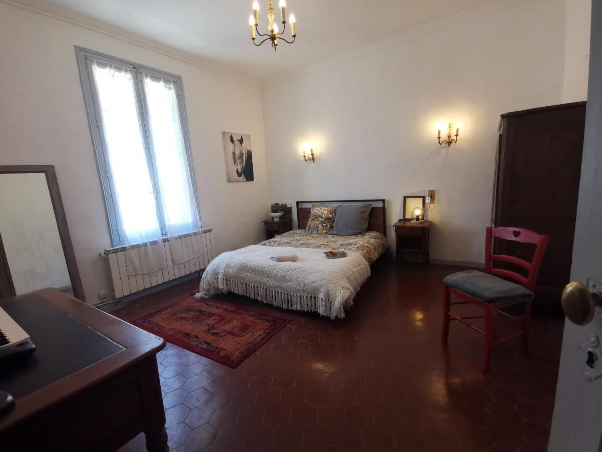 Vila La Taniere 16 Couchages Vergèze Exteriér fotografie