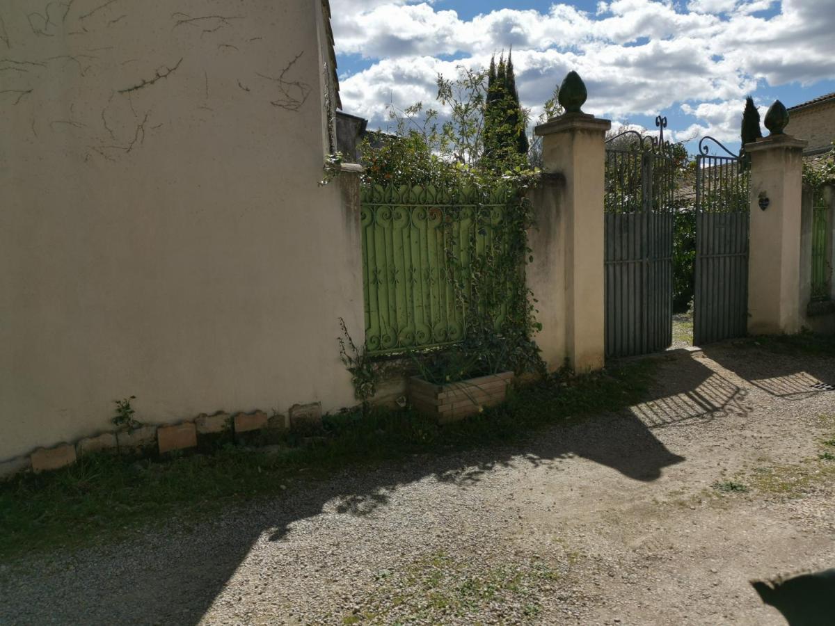 Vila La Taniere 16 Couchages Vergèze Exteriér fotografie