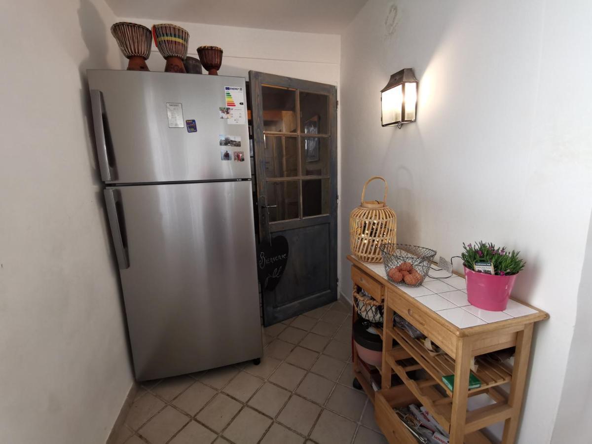 Vila La Taniere 16 Couchages Vergèze Exteriér fotografie