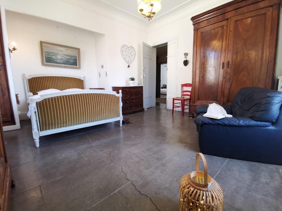 Vila La Taniere 16 Couchages Vergèze Exteriér fotografie