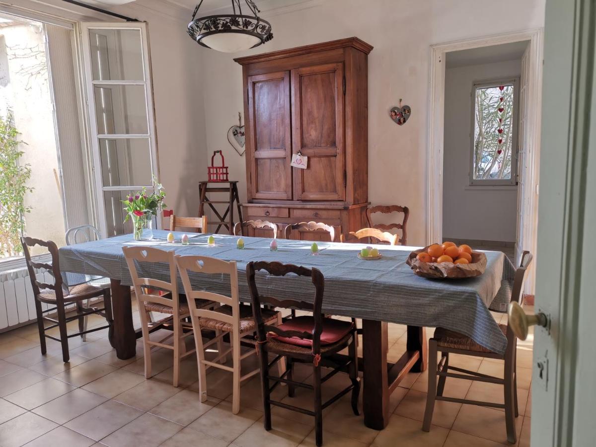Vila La Taniere 16 Couchages Vergèze Exteriér fotografie