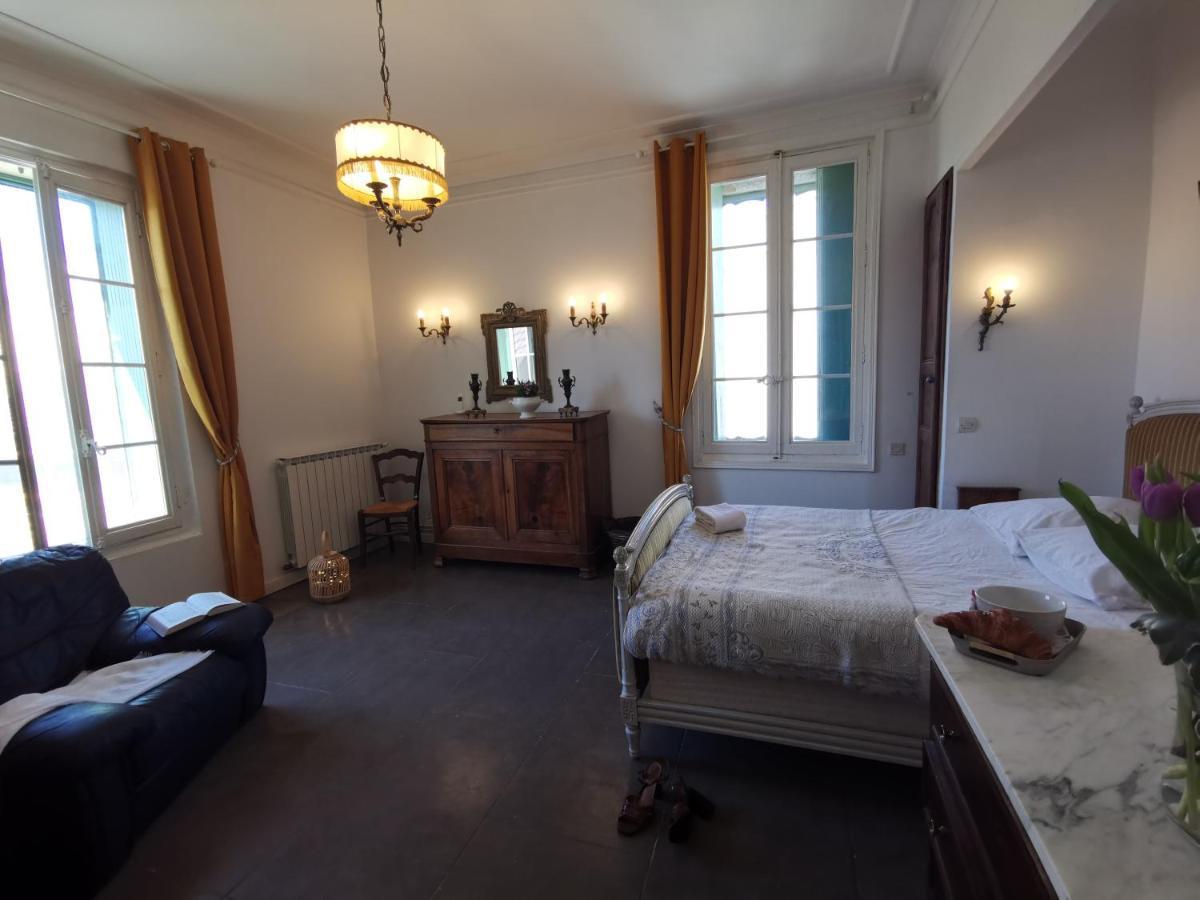 Vila La Taniere 16 Couchages Vergèze Exteriér fotografie