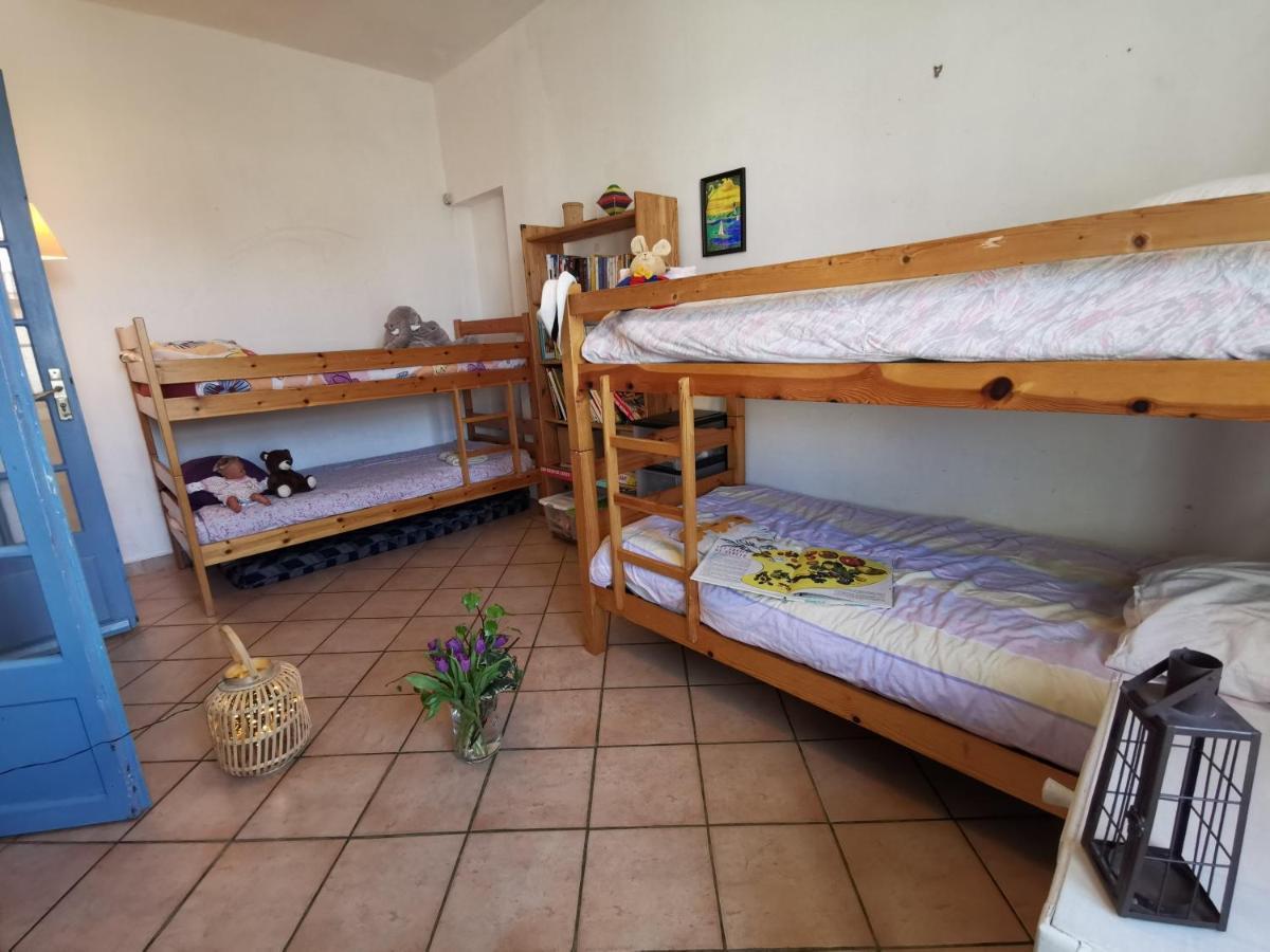 Vila La Taniere 16 Couchages Vergèze Exteriér fotografie